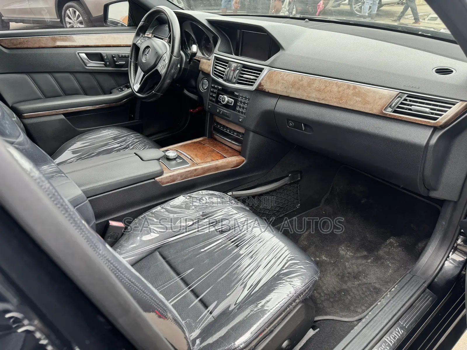 Mercedes-Benz E350 2014 Black