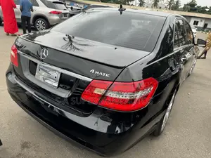 Mercedes-Benz E350 2014 Black