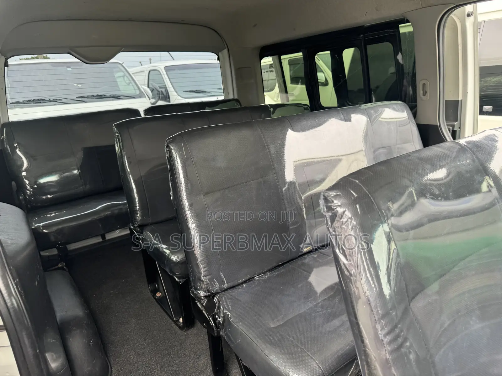 Toyota HiAce 2015 White