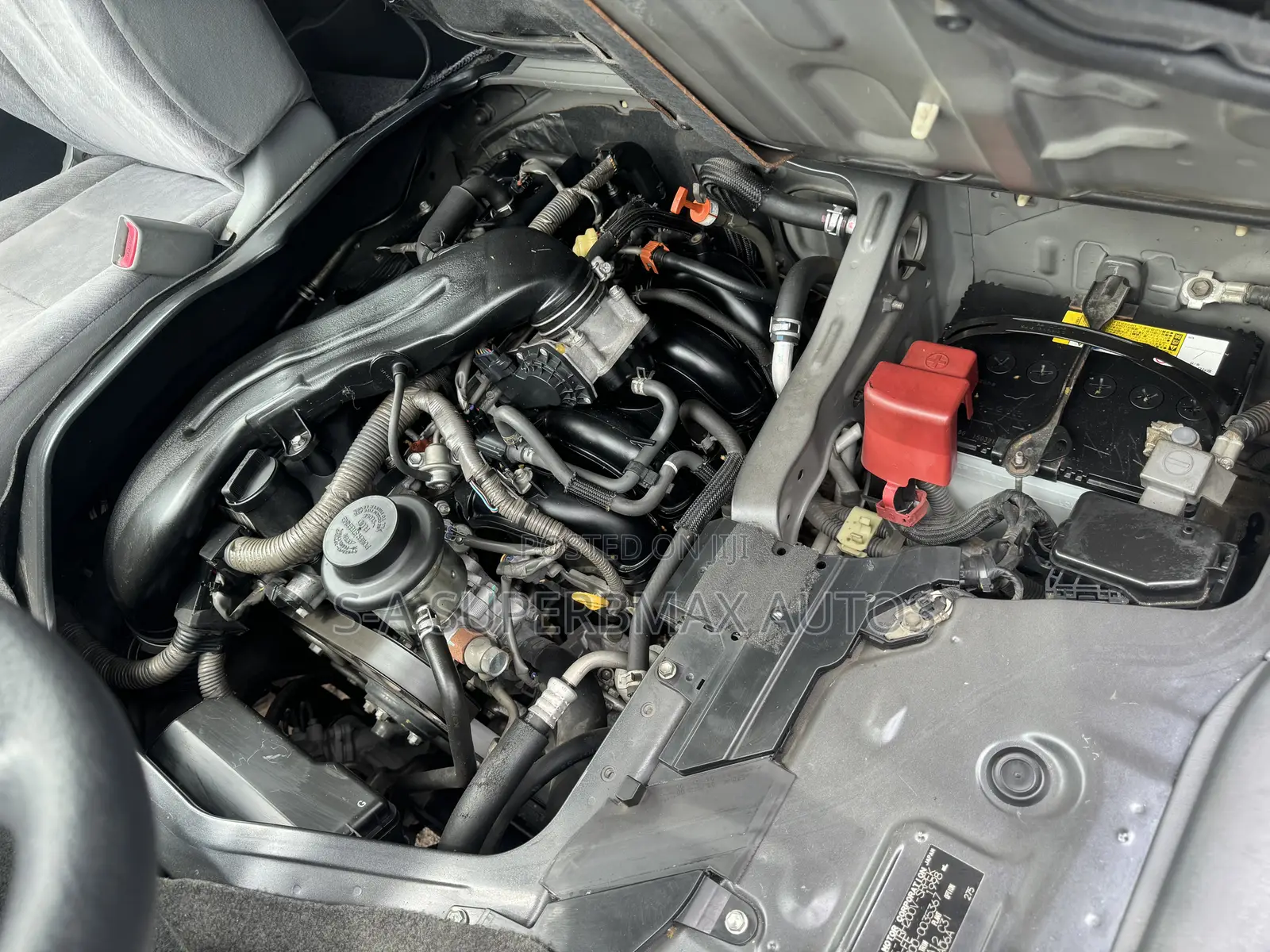 Toyota HiAce 2010 Silver