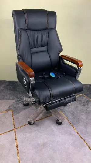 Eretric Messaging Chair