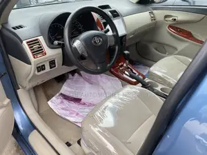 Toyota Corolla 2012 Blue