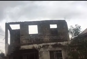 6bdrm House in Atere Avenue, Ayobo for sale