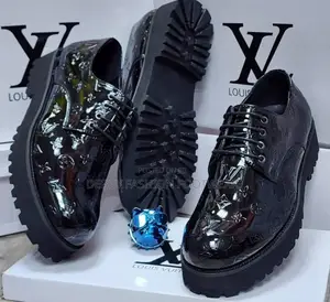 Louis Vuitton High Quality Shoes