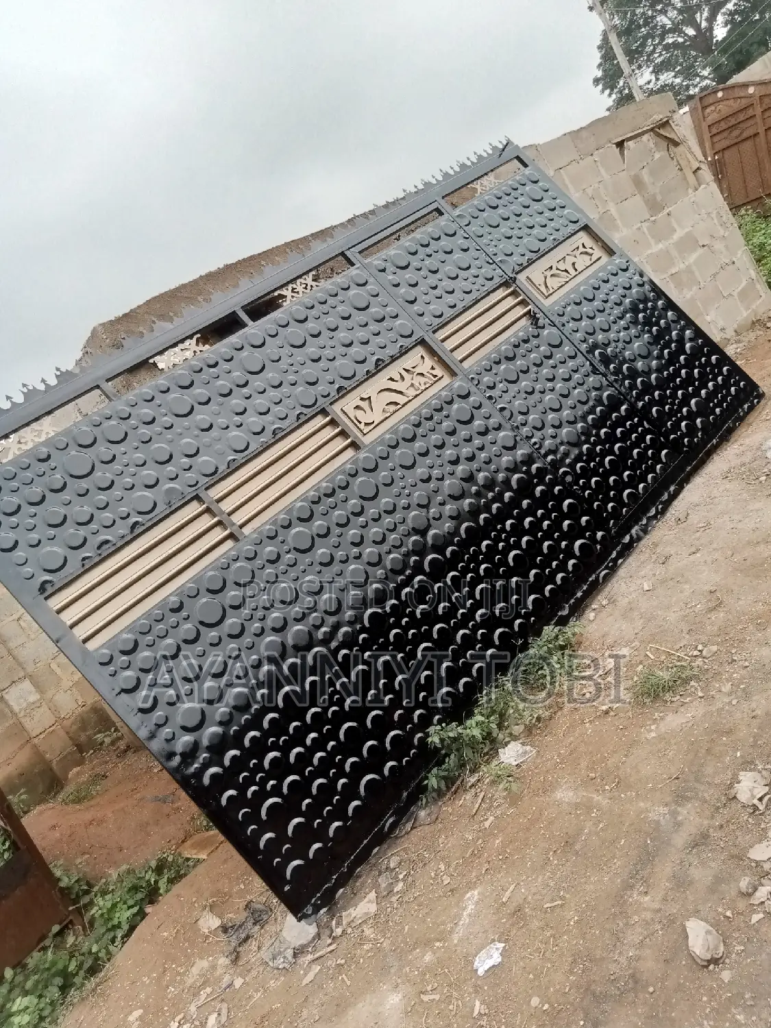 Design Iron Sliding Gate