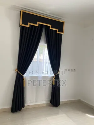 Stock Curtain and Curtain Board