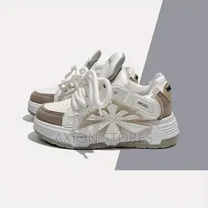High Quality Sneakers