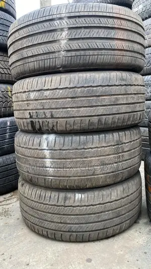 235/45/19 Tires
