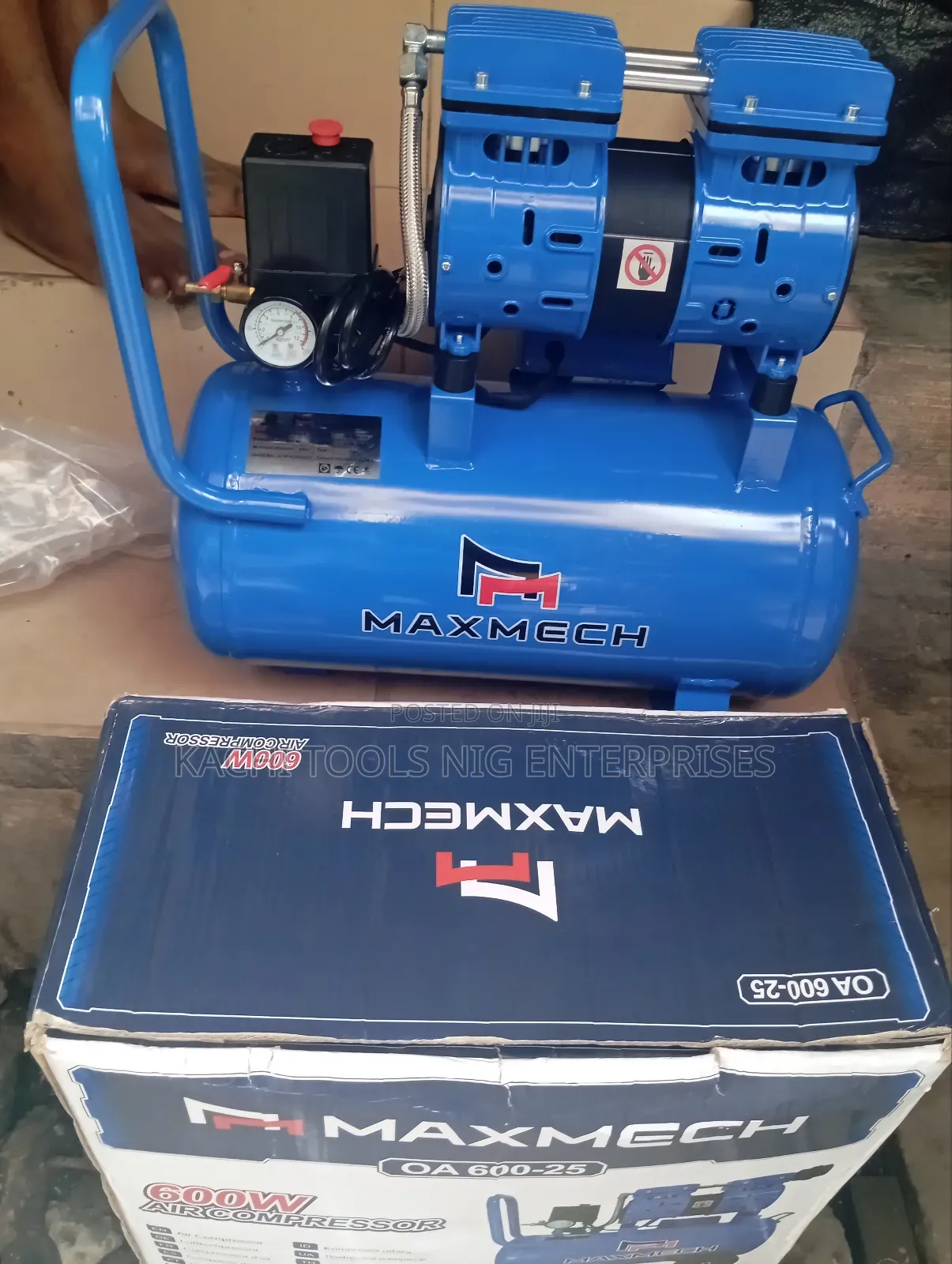 25 Liters Oilless Compressor Machine