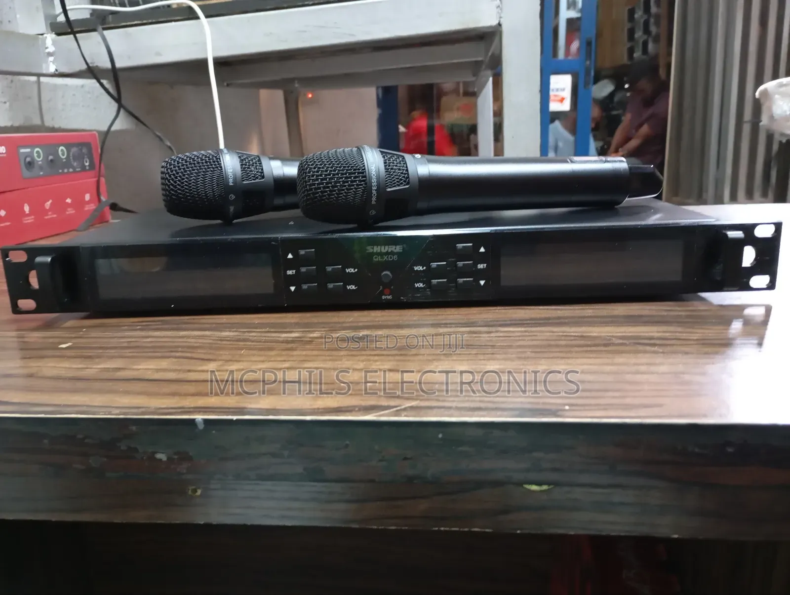 Shure Qlxd6 Pro- Wireless Mic