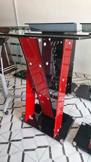 Italian Unique Superstar Tempered Glass Church Pulpits