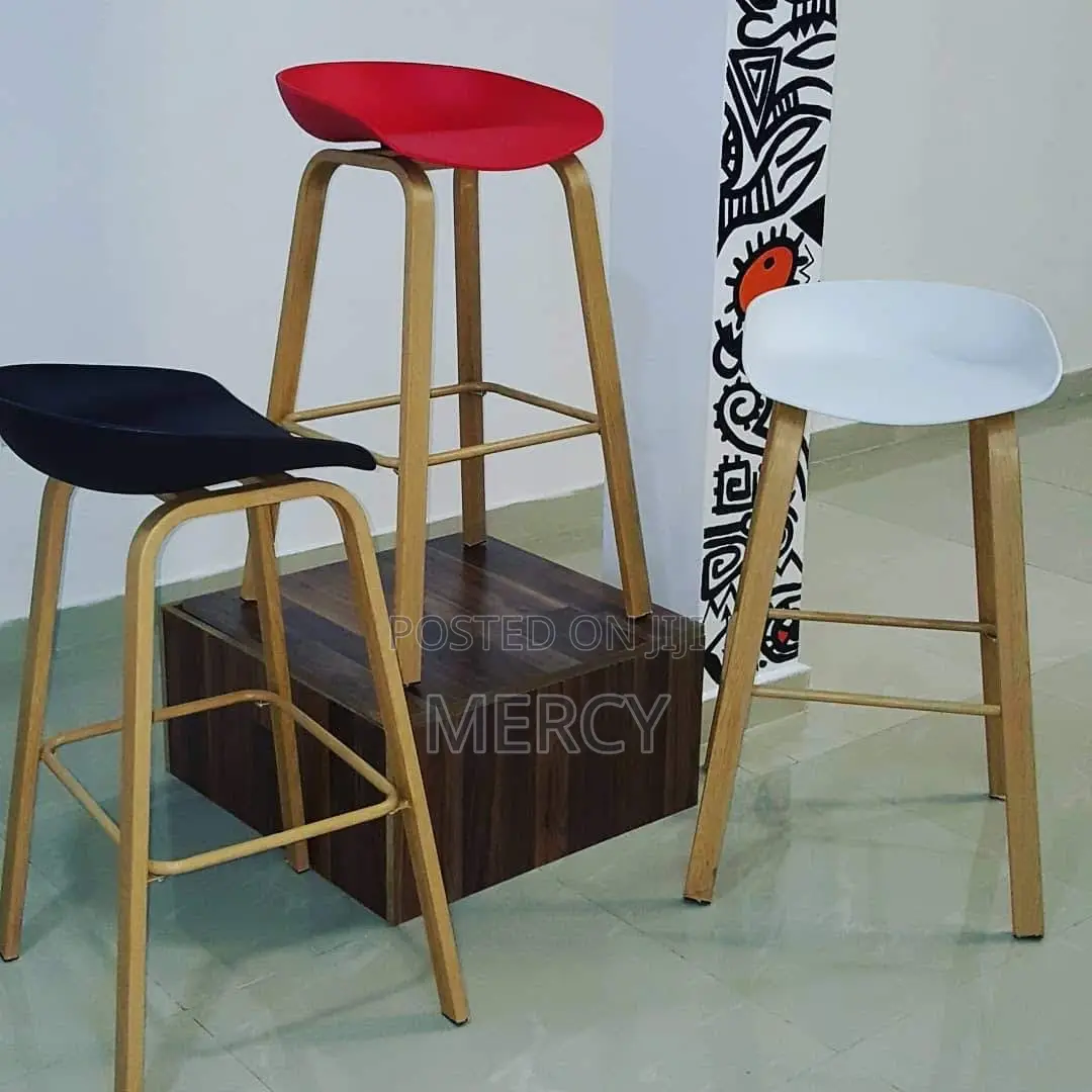 Plastic High Bar Stool