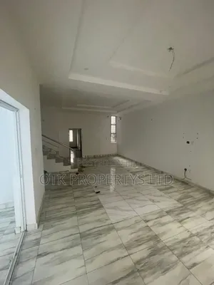 Furnished 4bdrm Duplex in After Nnpc Filling for rent