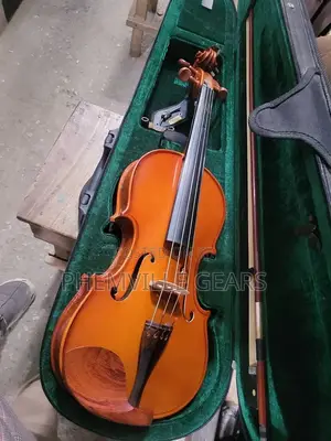 4/4 Neat Uk Used Concert Violins