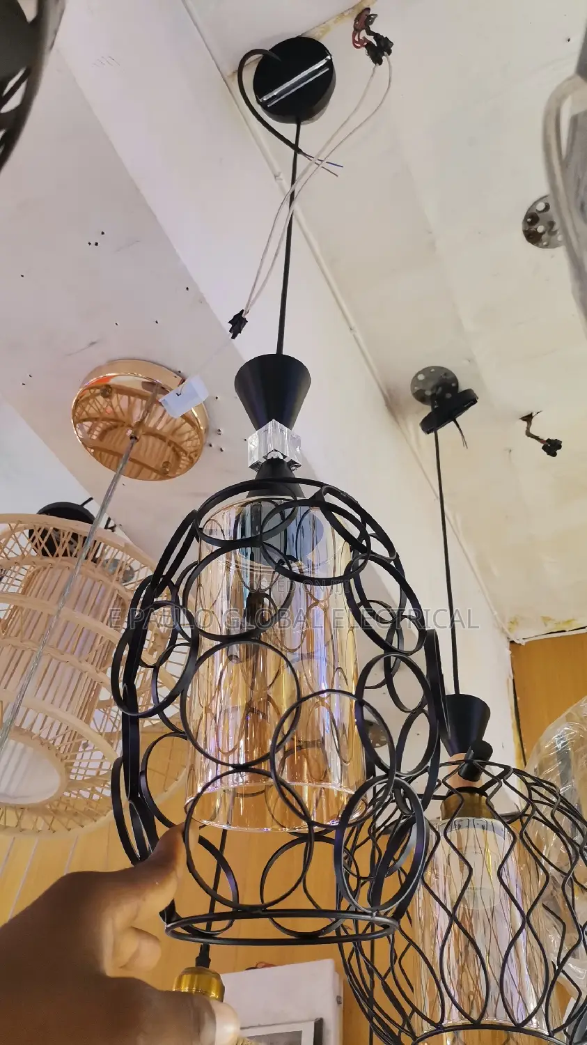 Droping Pandant Light With Bulb