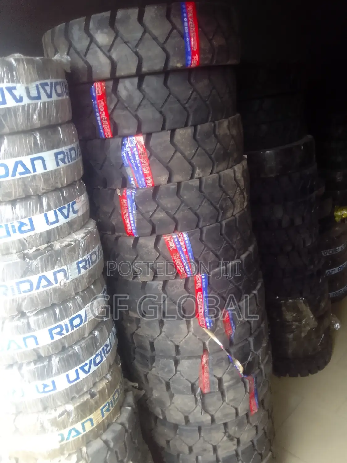 Forklifttyres