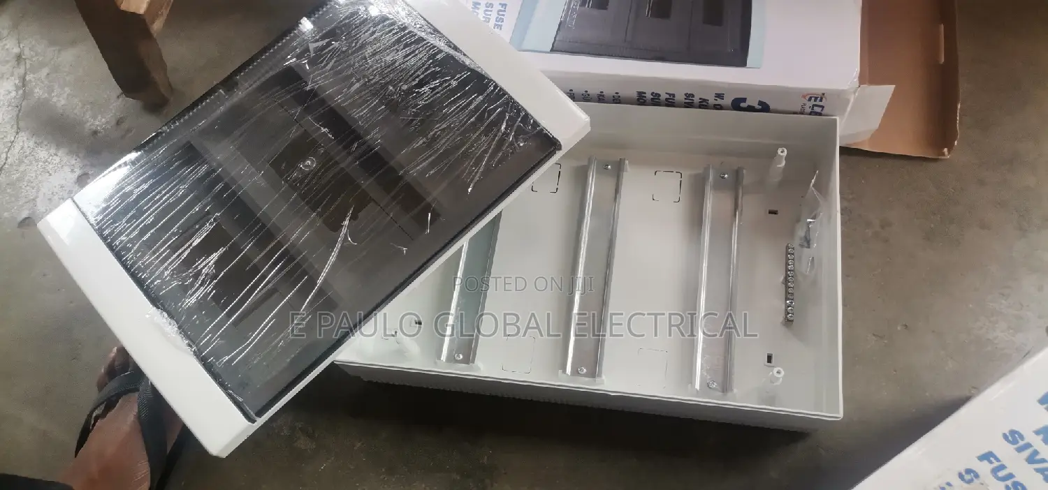 36ways Enclosure Box Breaker