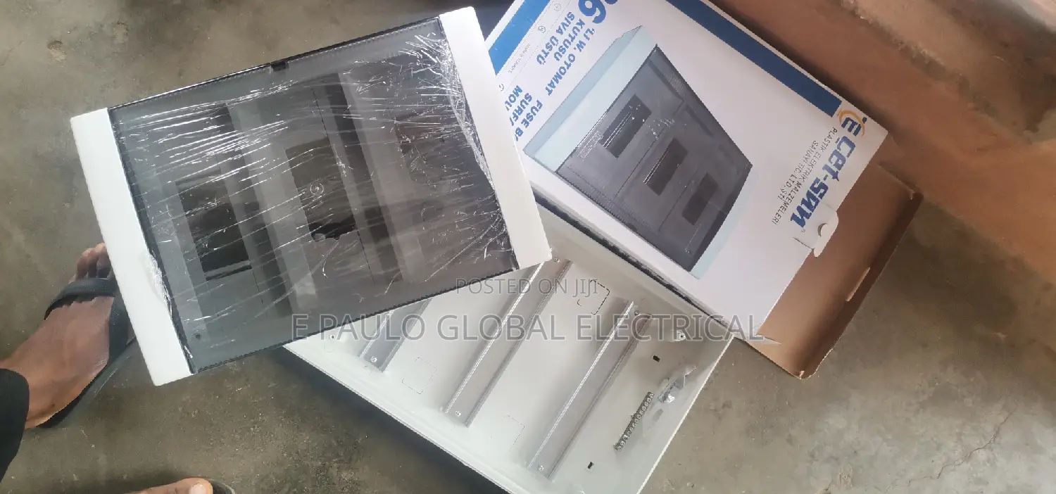 36ways Enclosure Box Breaker
