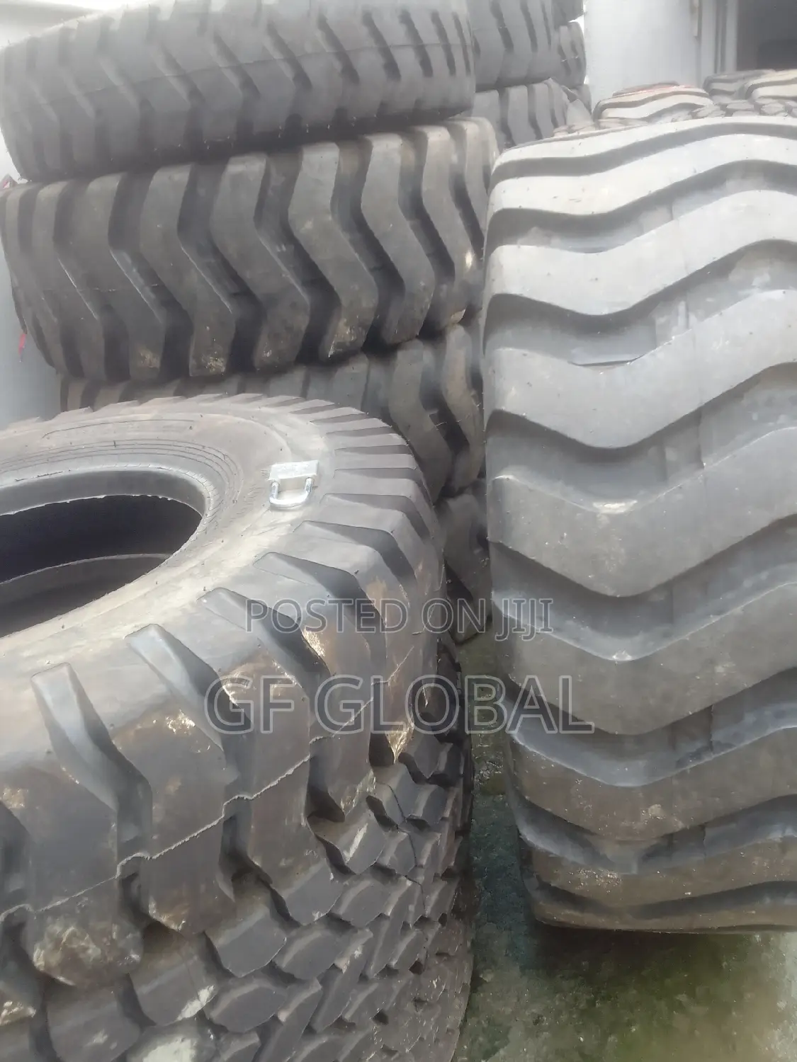 Tractor and Catapillar Tyres