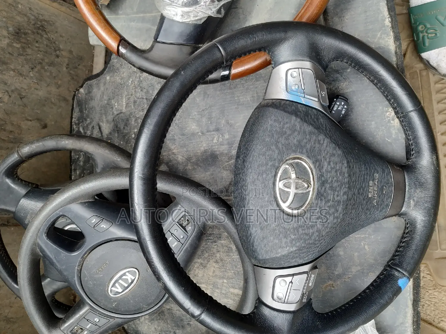 Steering Wheel VENZA