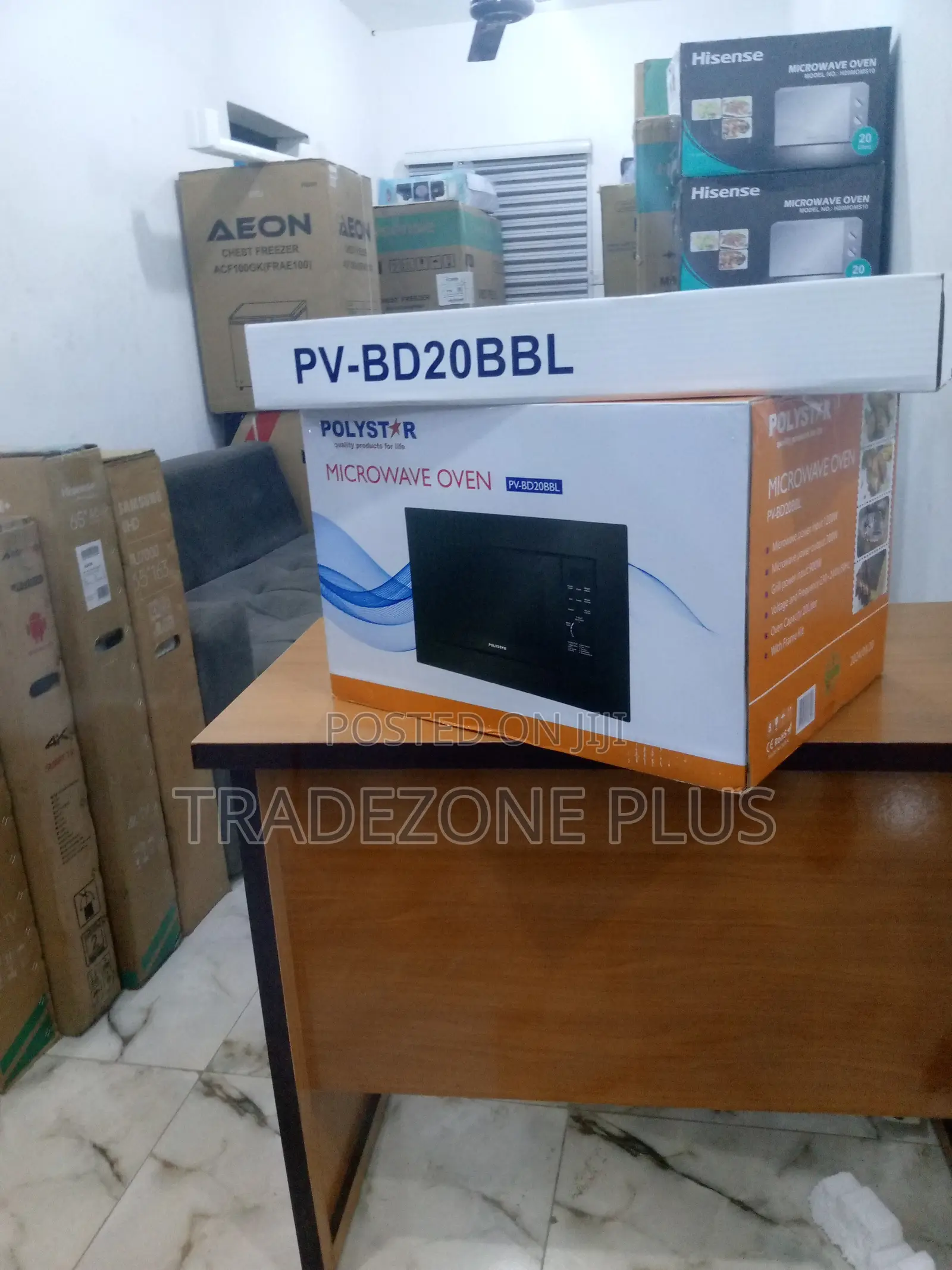 Brand New Polystar Built in Microwave