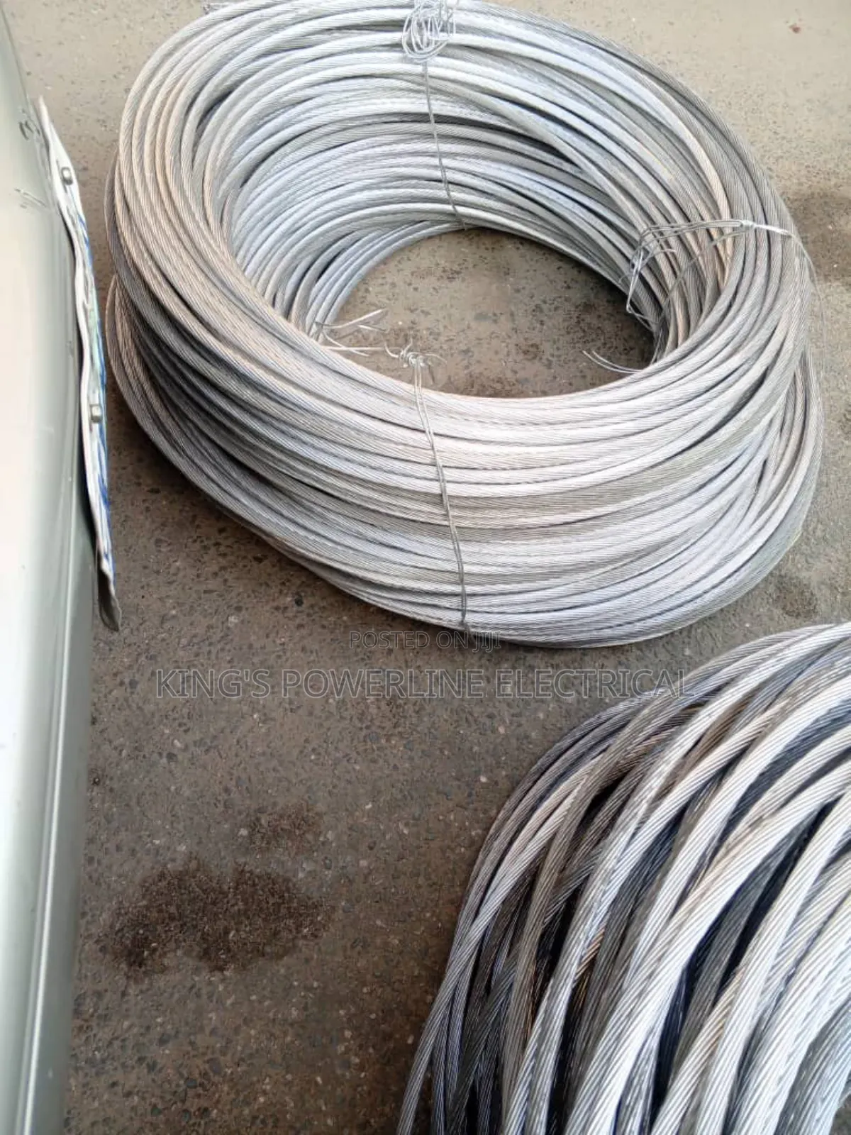 Aluminium Conduct