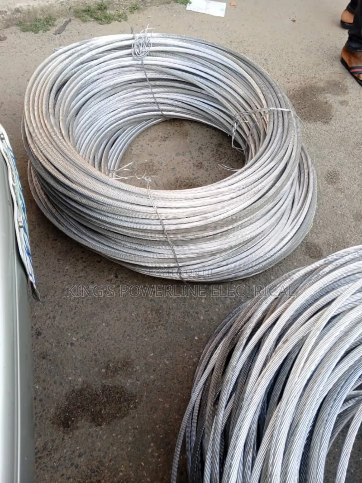 Aluminium Conduct