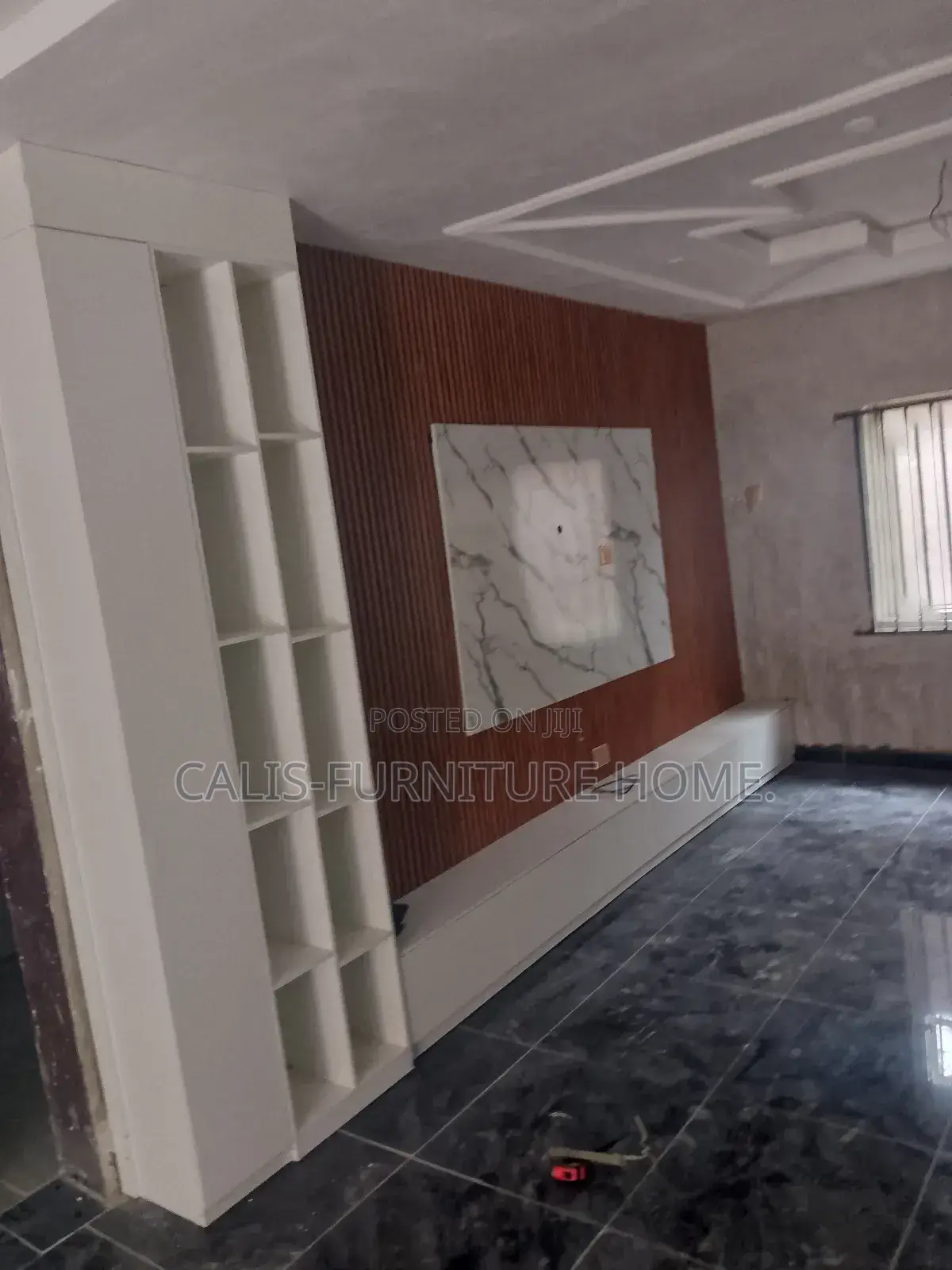 12ft X 8ft TV Console