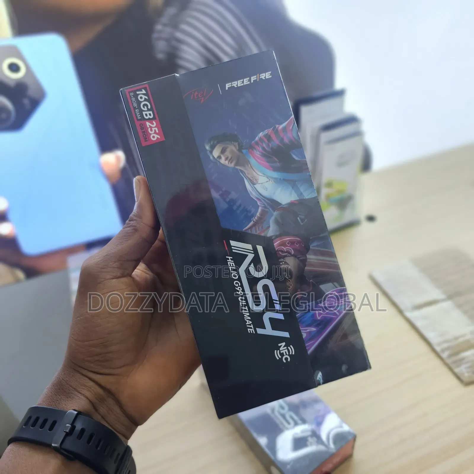 New Itel RS4 256 GB