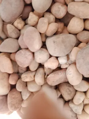 Red Clay Colored Decorative Stones Chips