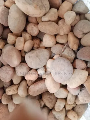 Red Clay Colored Decorative Stones Chips