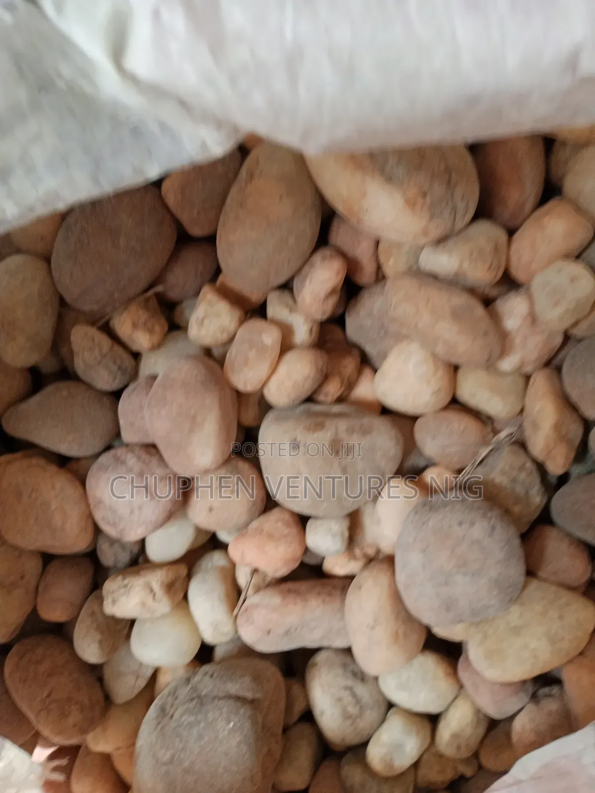 Red Clay Colored Decorative Stones Chips