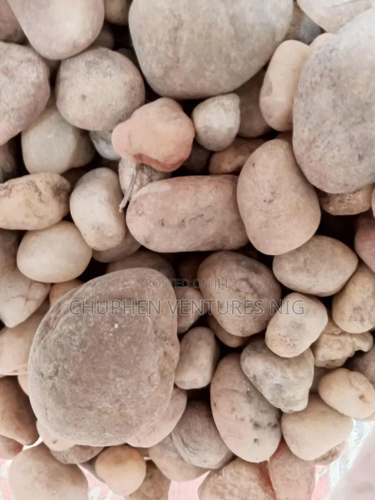Red Clay Colored Decorative Stones Chips