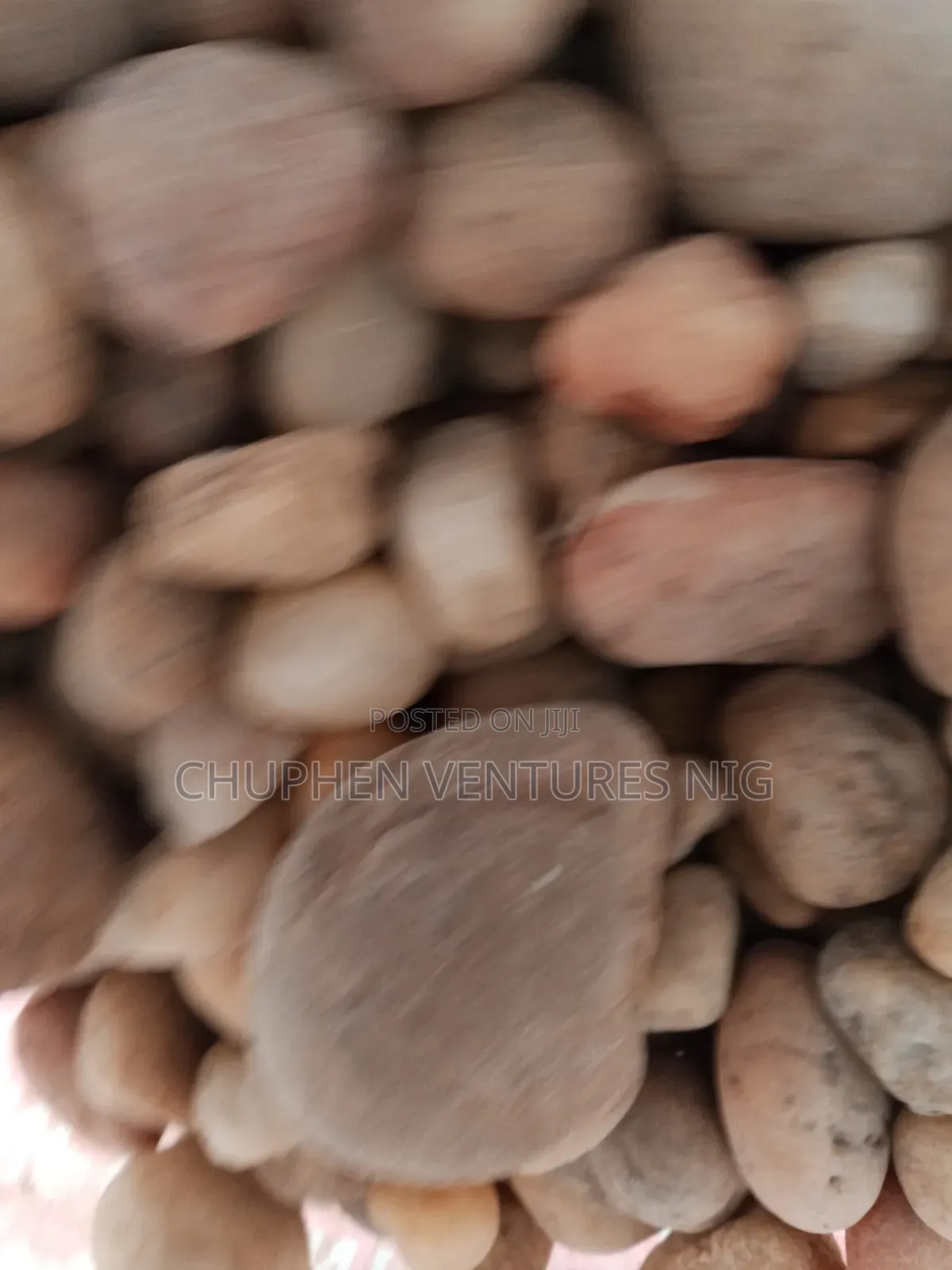 Red Clay Colored Decorative Stones Chips