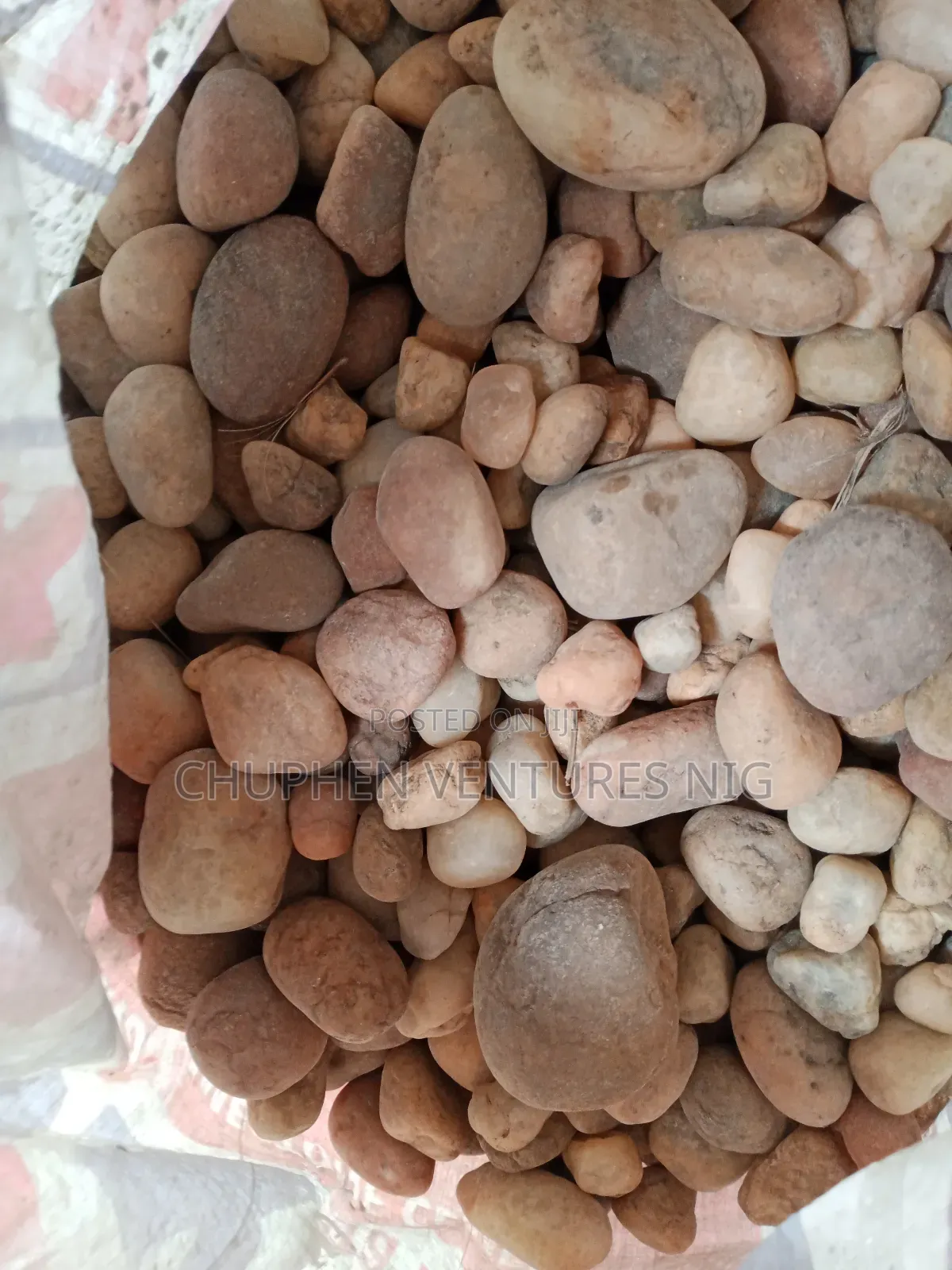 Red Clay Colored Decorative Stones Chips