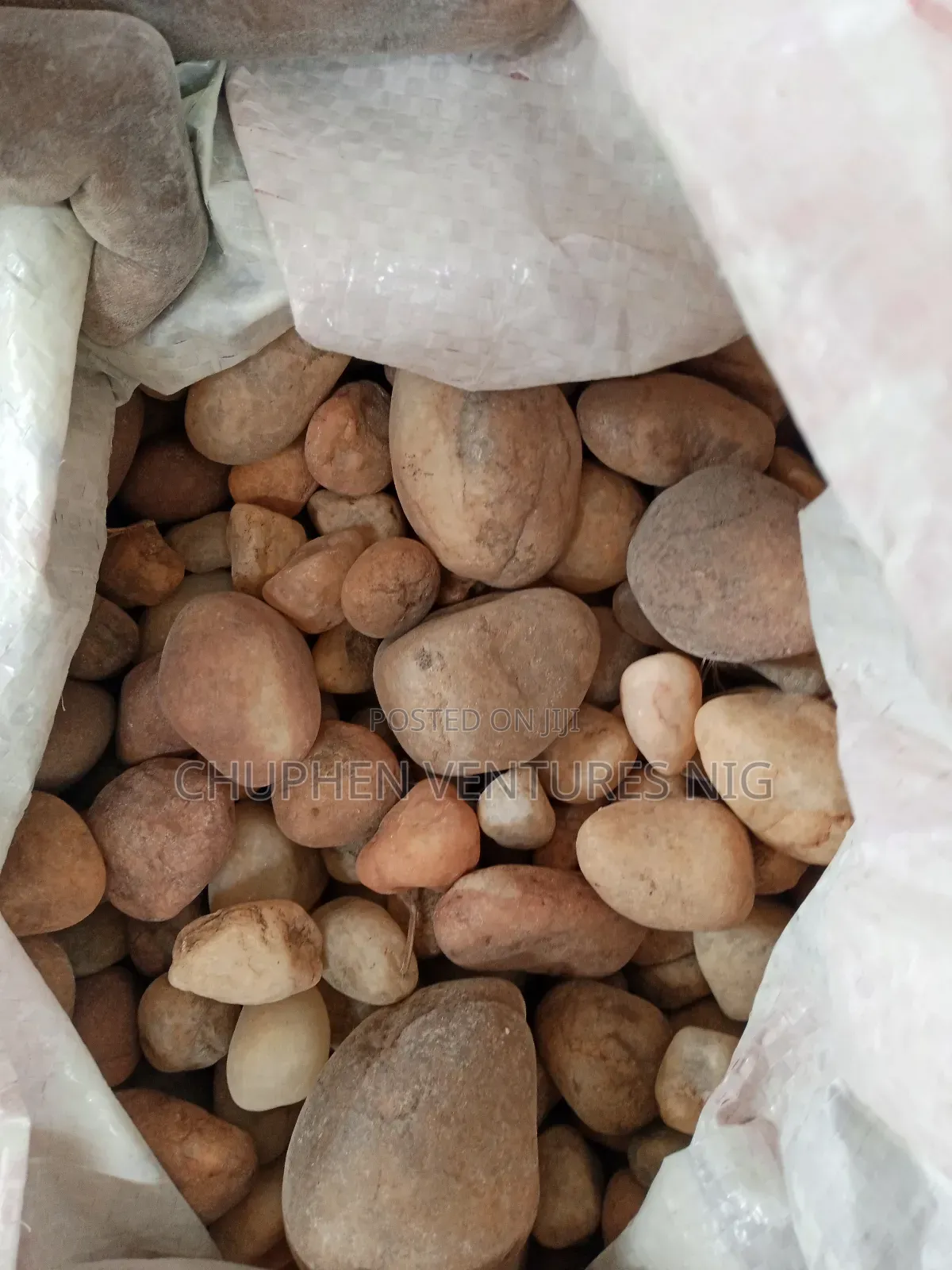 Red Clay Colored Decorative Stones Chips