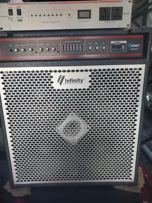 Infinity Bass Combo 250 Watts