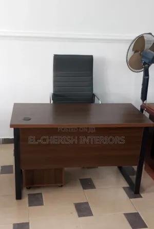 Office /Reading Table
