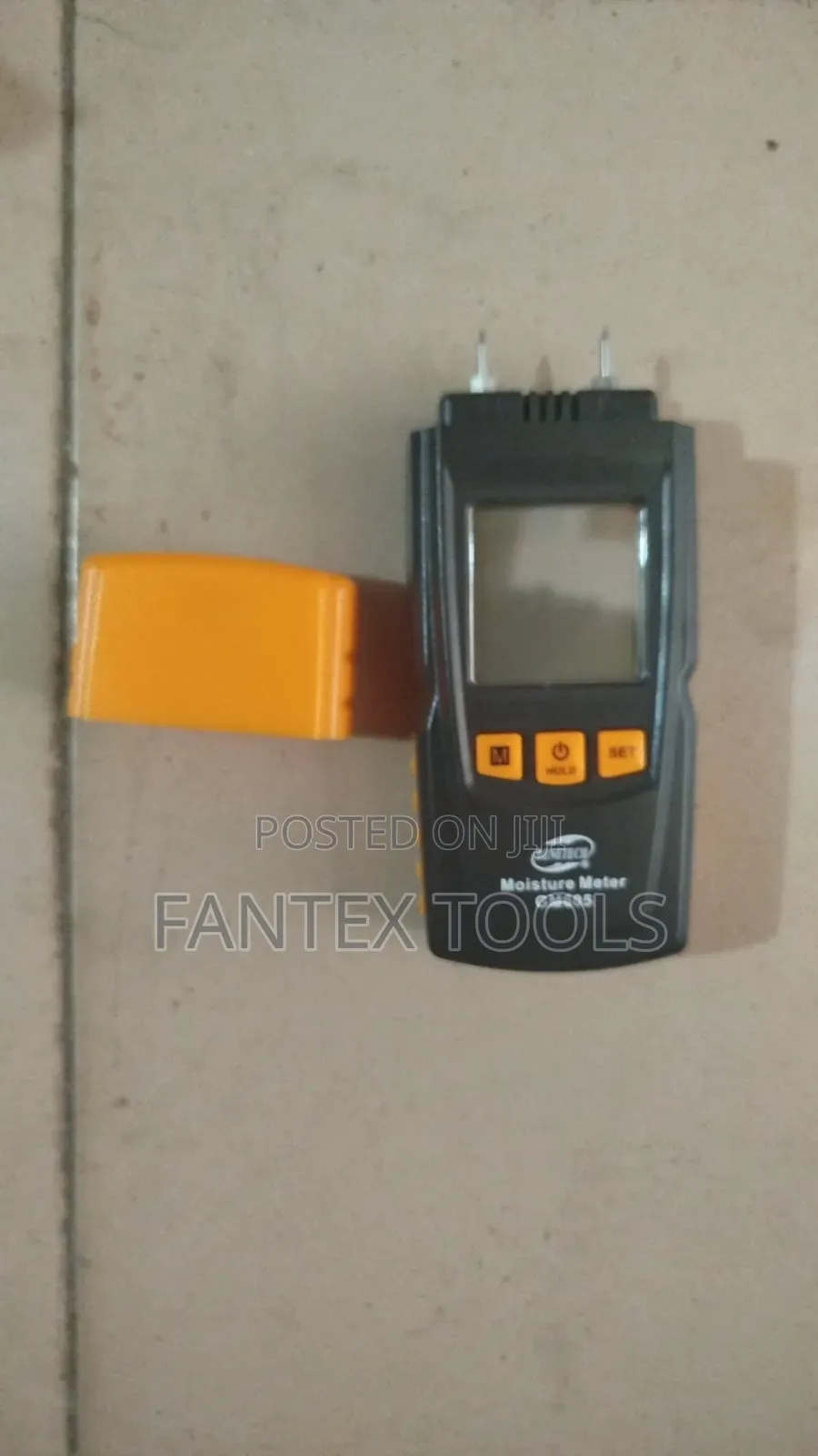 Wood Moisture Meter.