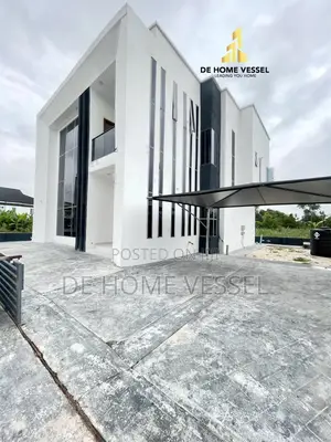 4bdrm Duplex in Lekki for sale