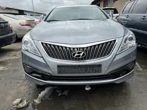 Photo - Hyundai Grandeur 2013 Silver