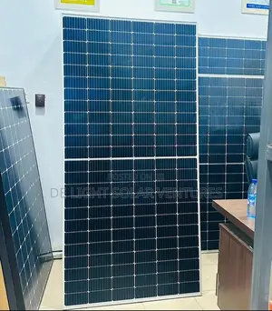 600w Halfcut Solar Panel 144cell ( 25years Lifespan)