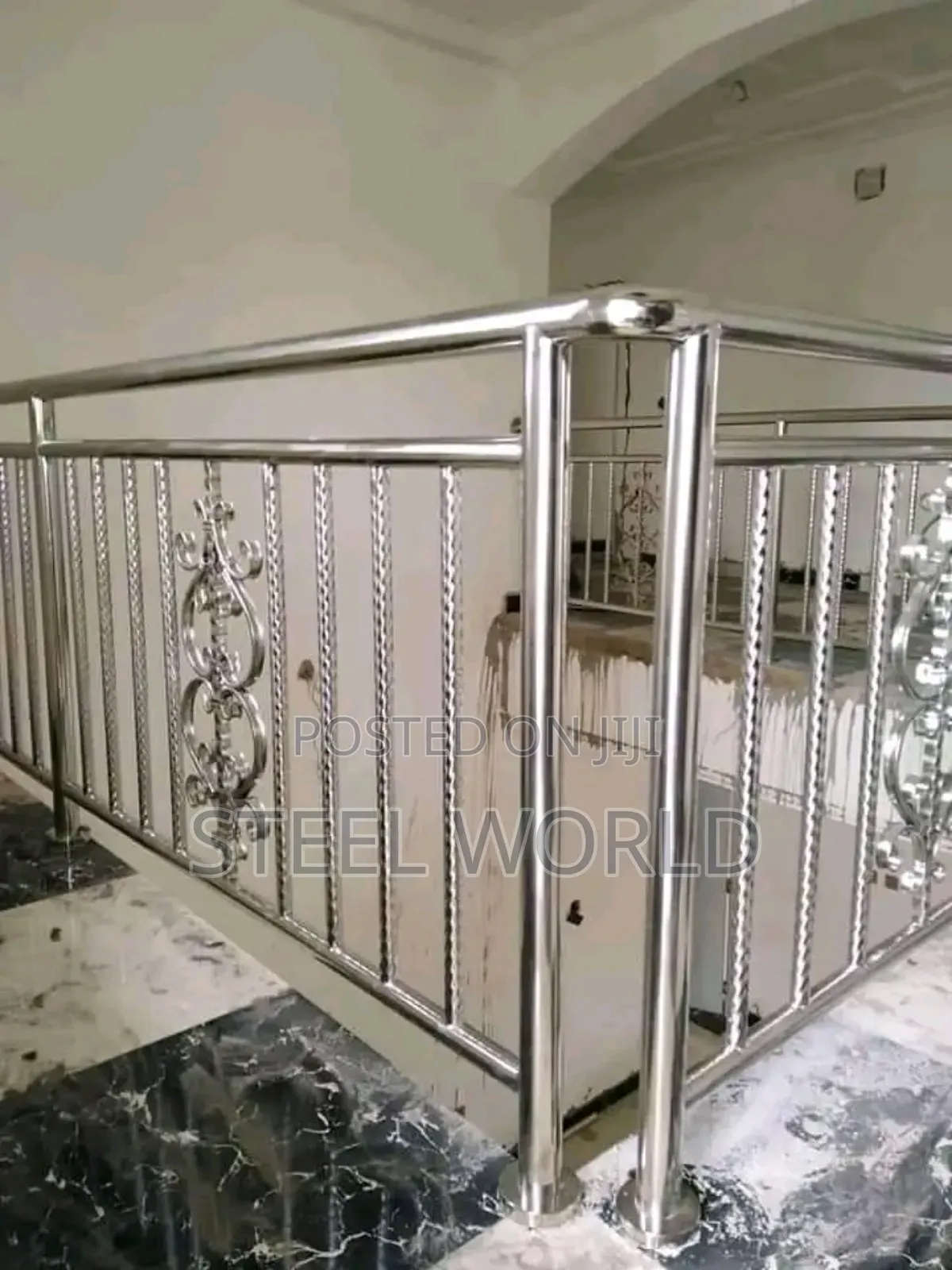 Supreme Gallary Handrail
