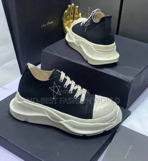 Pure Quality Sneakers