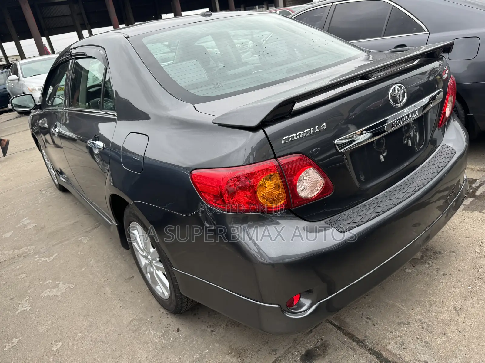 Toyota Corolla 2010 Gray