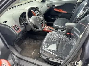 Toyota Corolla 2010 Gray