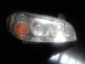 Nissan Maxima 2003 Headlight for Sale