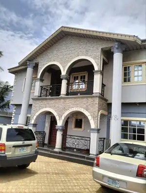 3bdrm Block of Flats in Off Idimu Ejigbo for sale