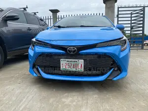 Toyota Corolla XSE (1.8L 4cyl 2A) 2019 Blue