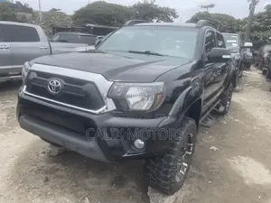 Toyota Tacoma 2013 Black